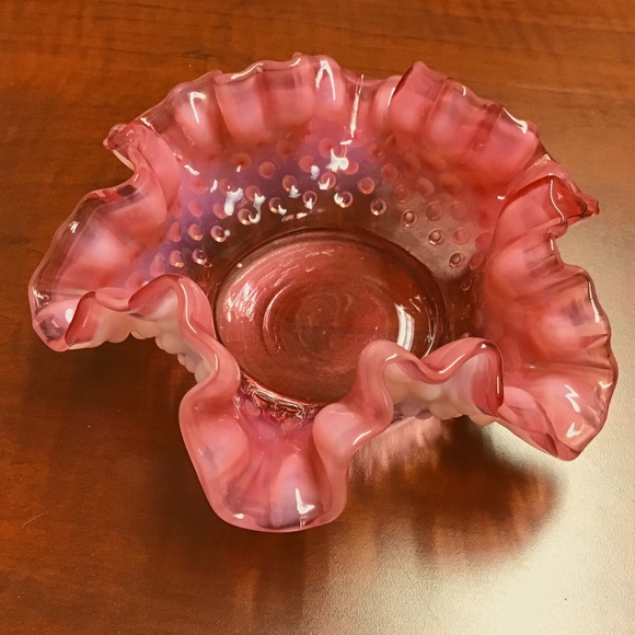 Fenton Other - Fenton Vintage RARE Opalescent Burgundy Glass Vase